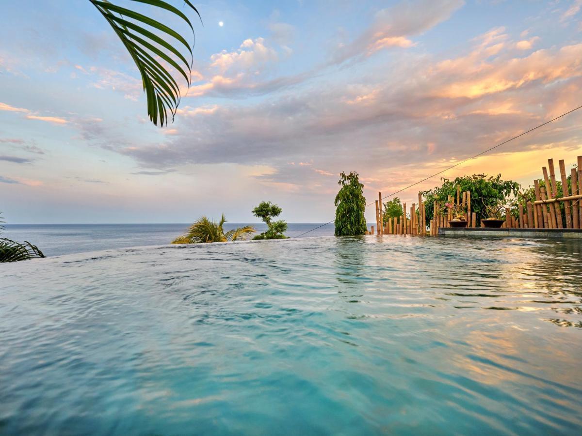 Villa Mimpi Manis Infinity Pool&180°Ocean View Amed  Exterior photo